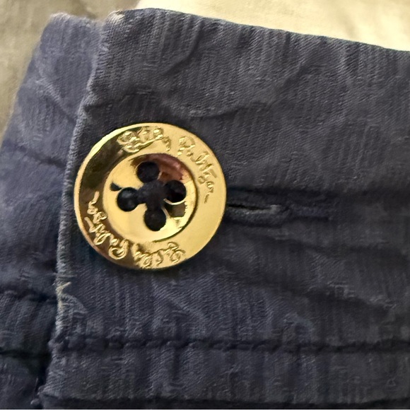 Lilly Pulitzer Blue Bermudas with Textured Design - Picture 2 of 6